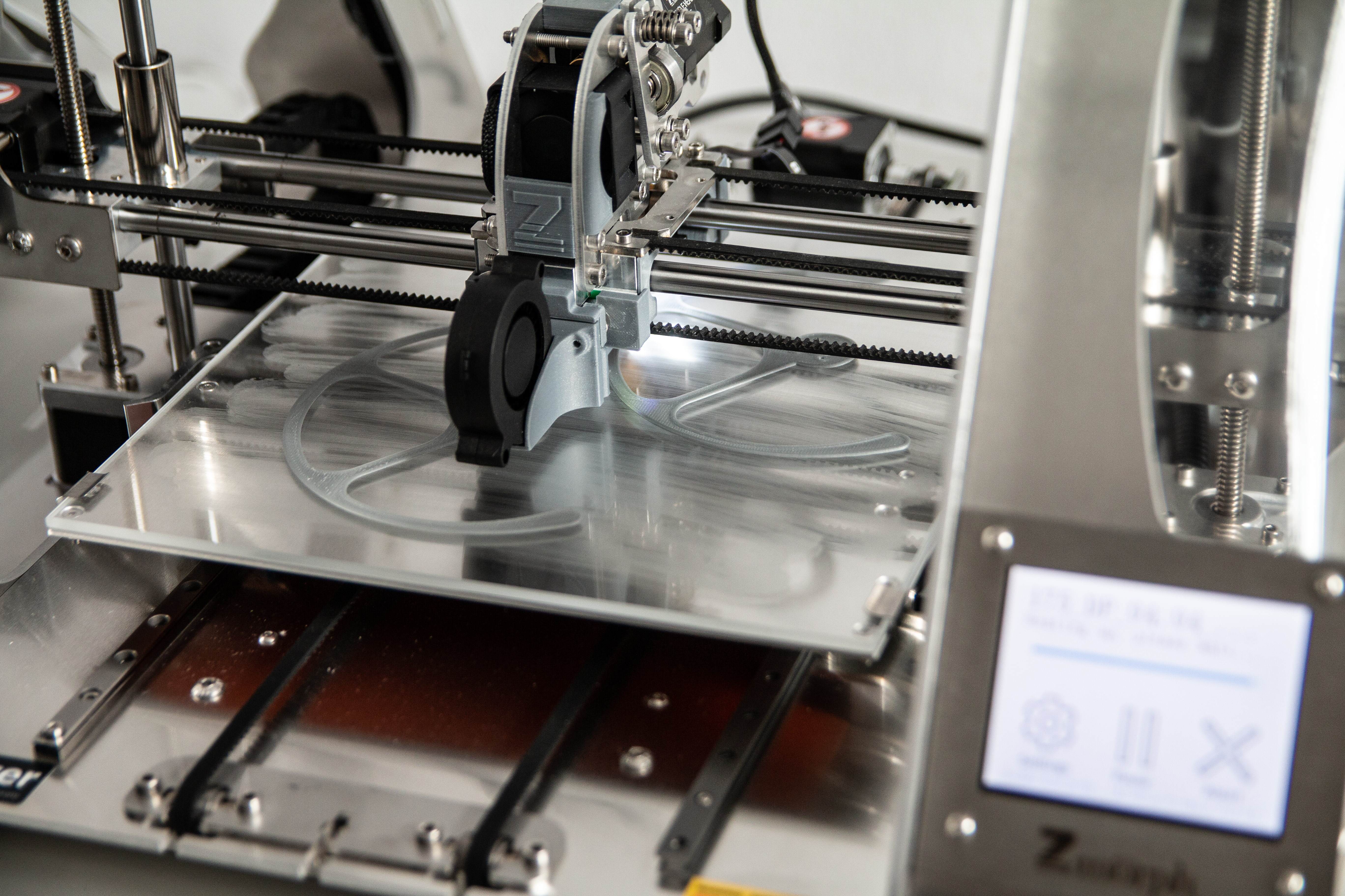 3D printer printing something