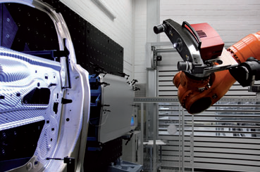 Fig. 2: The fringe projection process and stereo camera princip le in optical metrology guarantee accurate and reliable component inspection. Full surf ace measurements enable complete component inspection and a clear view of results, thus saving time on compo - nent evaluation.